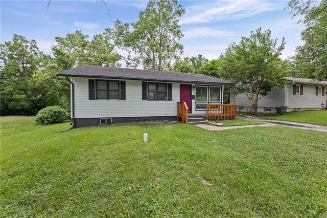 4516 Jackson Avenue, Kansas City, MO 64130