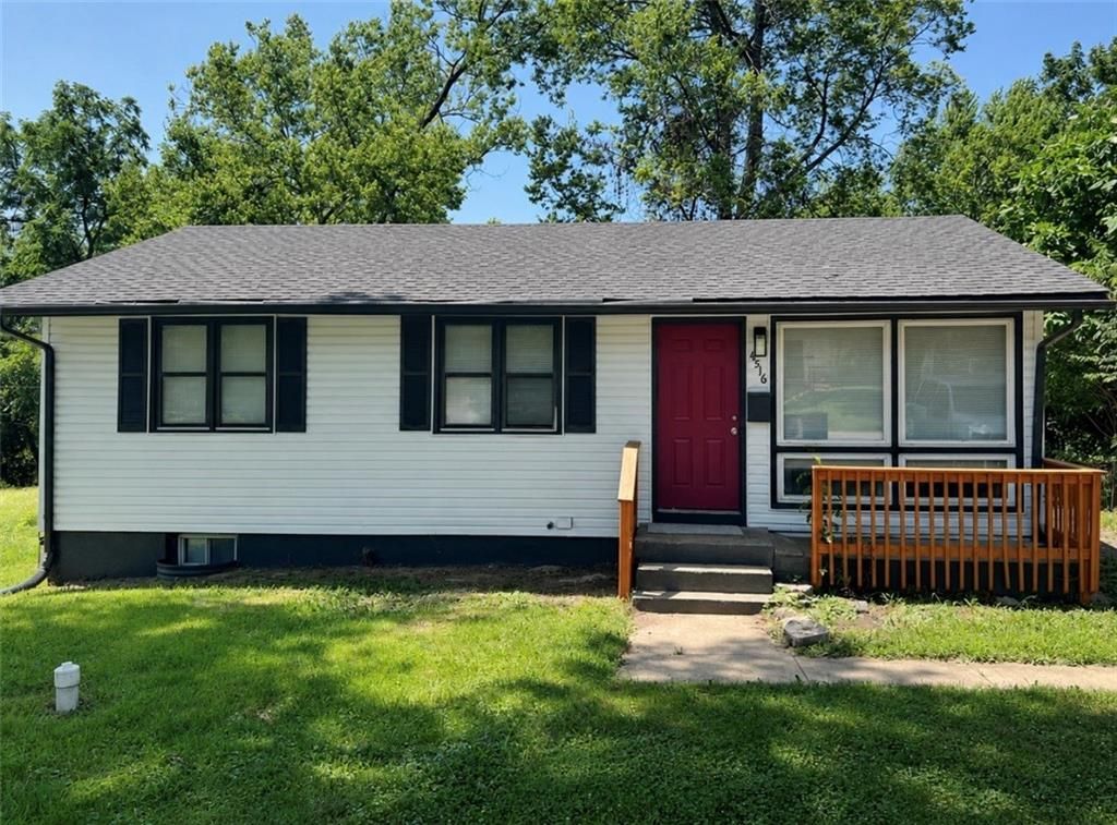 4516 Jackson Avenue, Kansas City, MO 64130