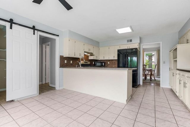 16408 Riggs Road, Stilwell, KS 66085