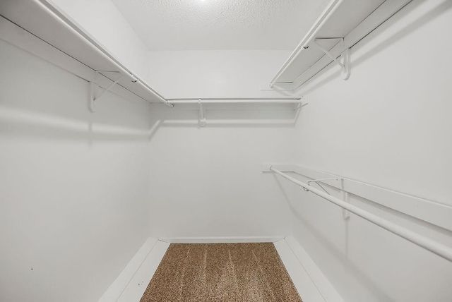 16408 Riggs Road, Stilwell, KS 66085