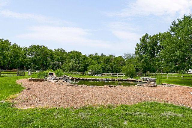 16408 Riggs Road, Stilwell, KS 66085