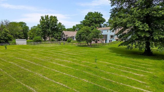 16408 Riggs Road, Stilwell, KS 66085