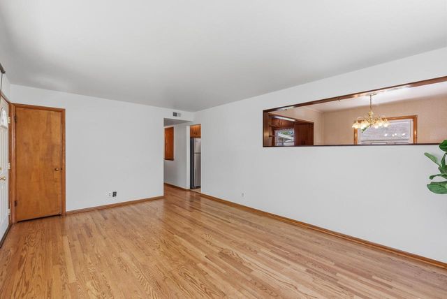 2922 102nd STREET, West Allis, WI 53227
