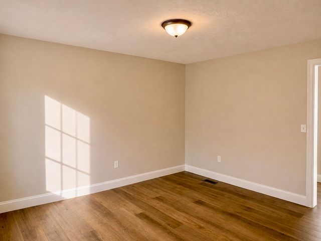 5 Sand Street, Middleboro, MA 02346