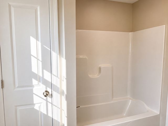 5 Sand Street, Middleboro, MA 02346