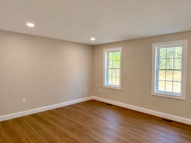 5 Sand Street, Middleboro, MA 02346