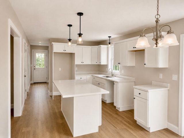 5 Sand Street, Middleboro, MA 02346