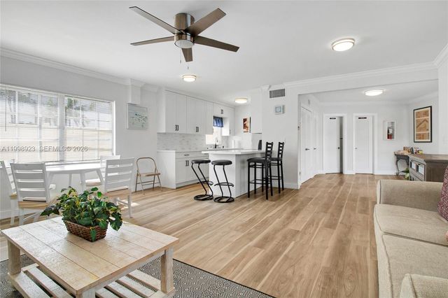 2230 NE 56th Pl 227, Fort Lauderdale, FL 33308