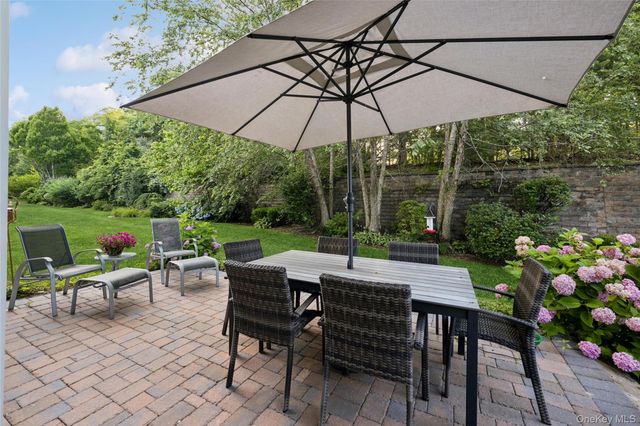 228 Sonata Court, Eastport, NY 11941