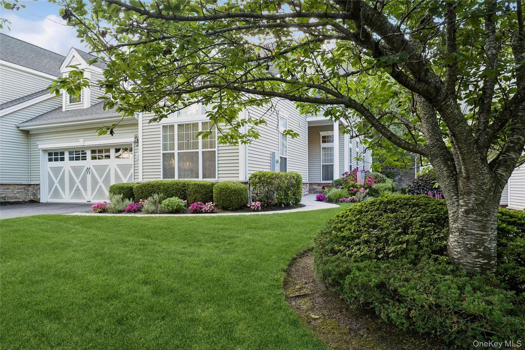 228 Sonata Court, Eastport, NY 11941