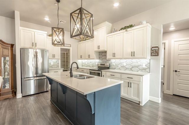 9408 SW Megans Way, Mcloud, OK 74851