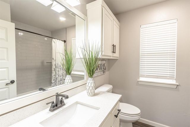 9408 SW Megans Way, Mcloud, OK 74851