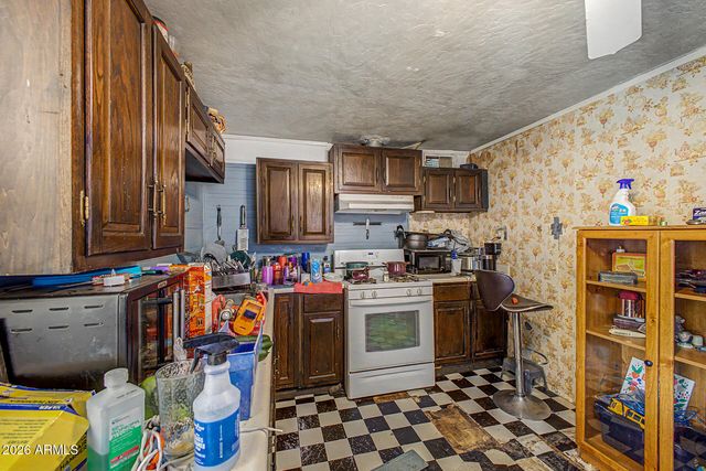 36 S 64TH Avenue, Phoenix, AZ 85043