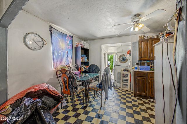 36 S 64TH Avenue, Phoenix, AZ 85043