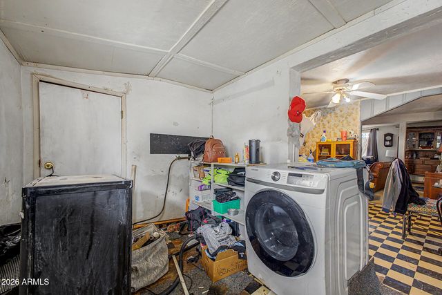 36 S 64TH Avenue, Phoenix, AZ 85043