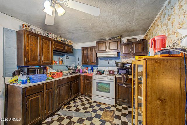 36 S 64TH Avenue, Phoenix, AZ 85043