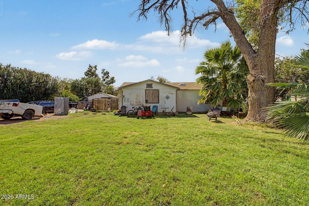 36 S 64TH Avenue, Phoenix, AZ 85043