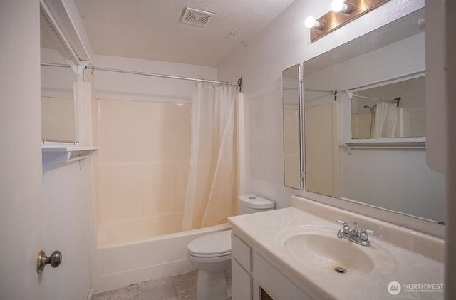 7630 Shilohwood Place NW, Bremerton, WA 98311