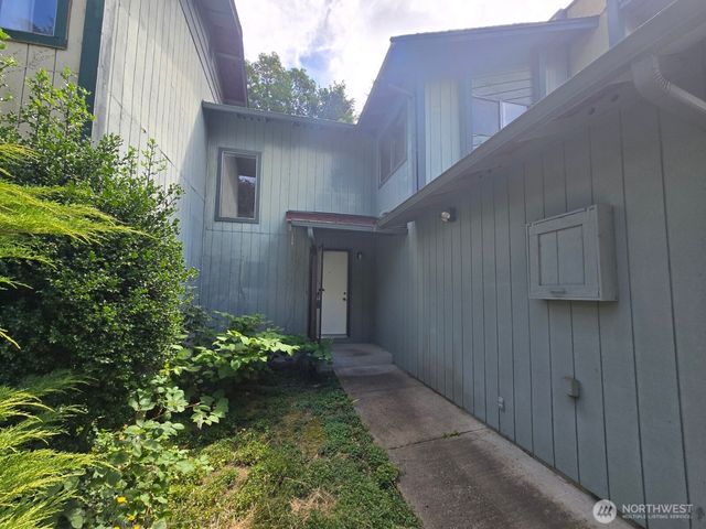 7630 Shilohwood Place NW, Bremerton, WA 98311