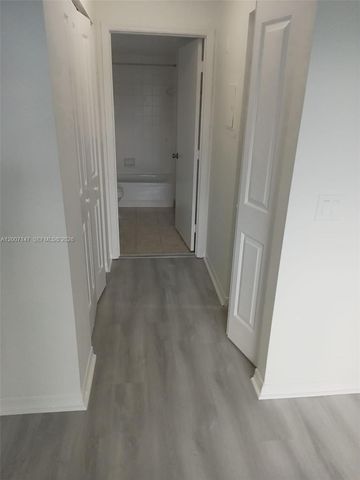 4175 N Haverhill Rd 922, West Palm Beach, FL 33417
