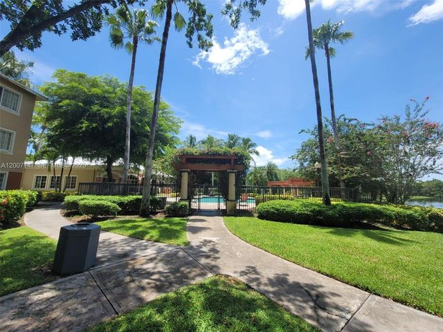 4175 N Haverhill Rd 922, West Palm Beach, FL 33417