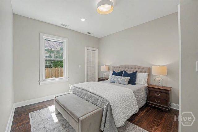 1124 E 37th Street, Savannah, GA 31404