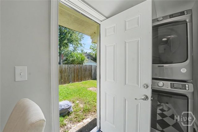 1124 E 37th Street, Savannah, GA 31404