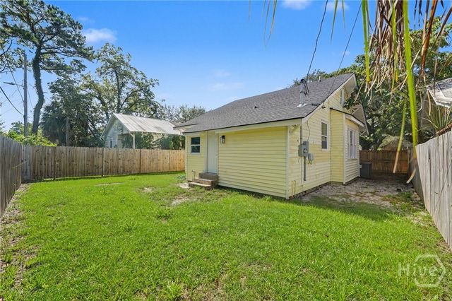 1124 E 37th Street, Savannah, GA 31404