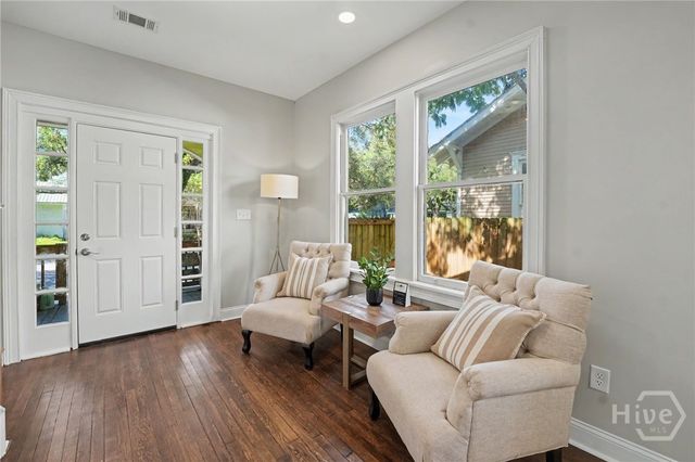 1124 E 37th Street, Savannah, GA 31404