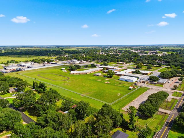 9406 Crescent Cross Drive, Needville, TX 77461