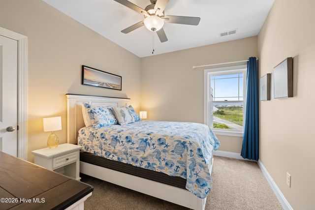 206 Goldsboro Drive, Sneads Ferry, NC 28460