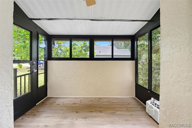 25 Jamaica Street, Homosassa, FL 34446