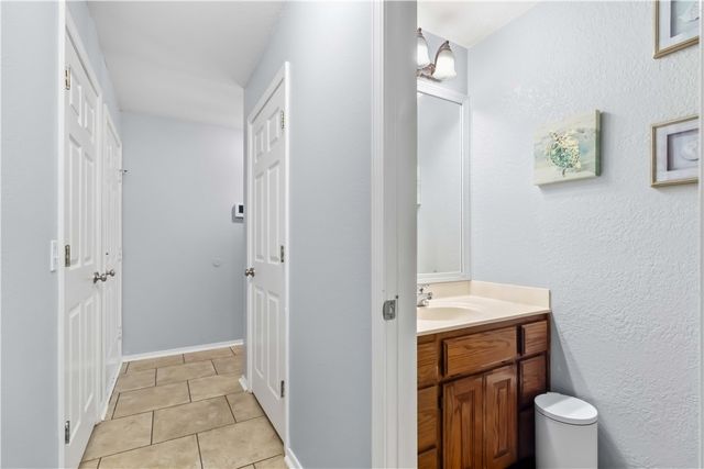 214 Center Drive, Lowell, AR 72745