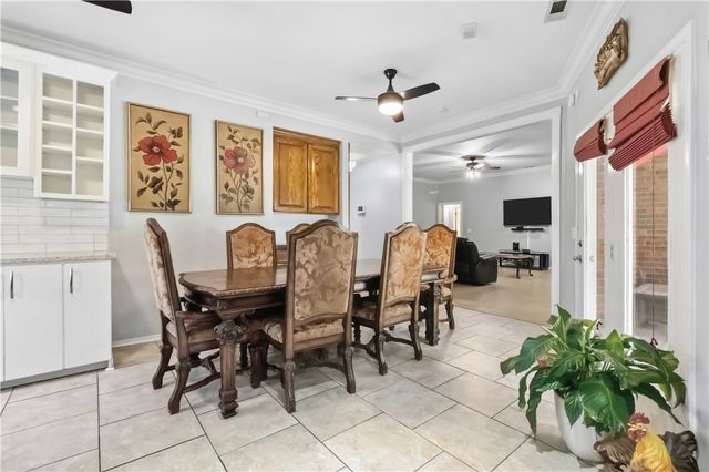 214 Center Drive, Lowell, AR 72745