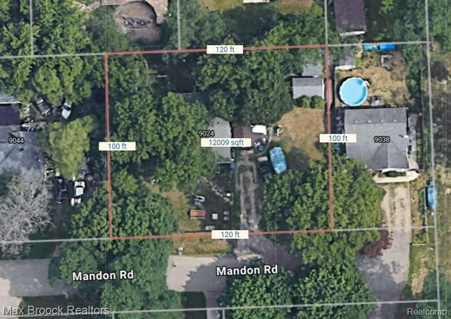 9024 MANDON Road, White Lake Charter Township, MI 48386