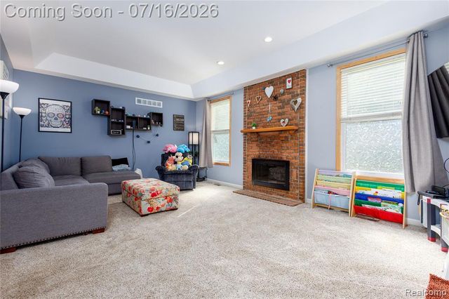 42790 Ledgeview Drive, Novi, MI 48377