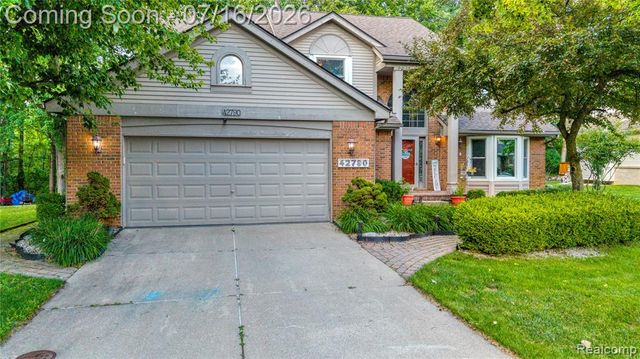 42790 Ledgeview Drive, Novi, MI 48377