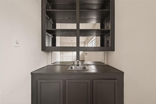 7515 Londres Drive, Houston, TX 77083