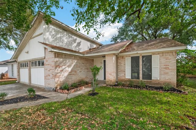 7515 Londres Drive, Houston, TX 77083