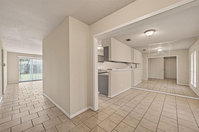 7515 Londres Drive, Houston, TX 77083