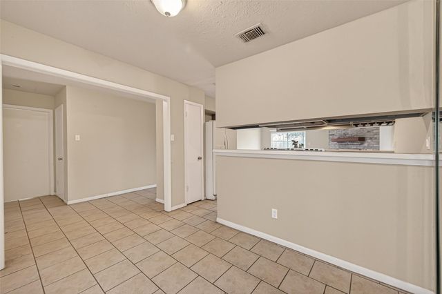 7515 Londres Drive, Houston, TX 77083