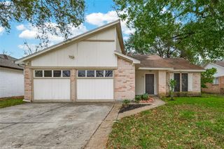 7515 Londres Drive, Houston, TX 77083