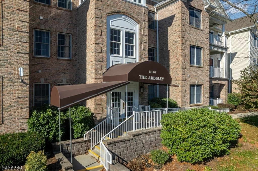 53 Ridgeview Ln, Mount Arlington Boro, NJ 07856 — exterior