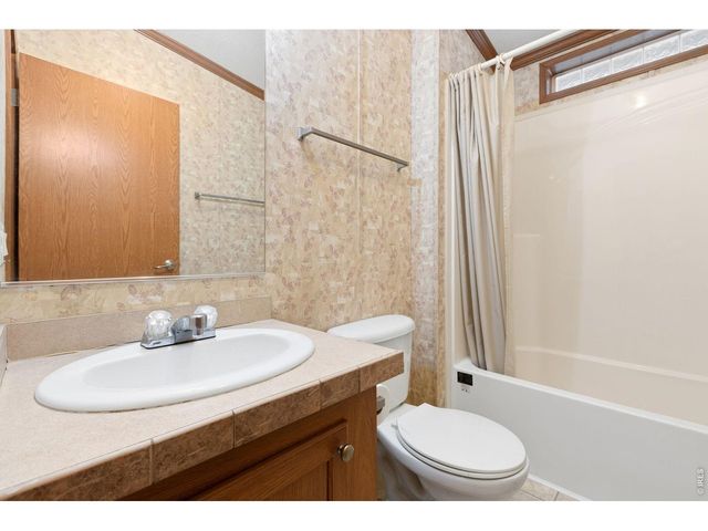 200 N 35th Ave 33, Greeley, CO 80634