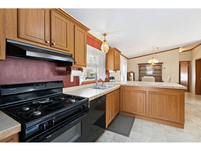 200 N 35th Ave 33, Greeley, CO 80634