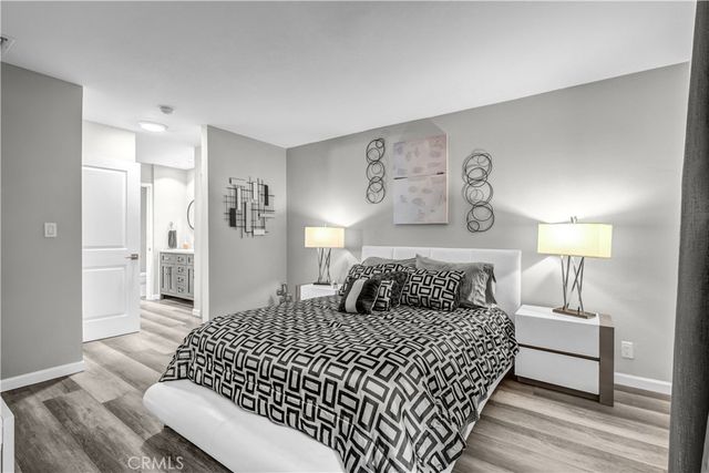 950 N Kings Road 103, West Hollywood, CA 90069