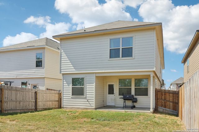 10514 GREEN LAKE DR, San Antonio, TX 78223