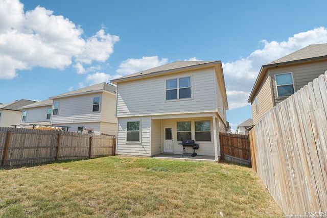 10514 GREEN LAKE DR, San Antonio, TX 78223