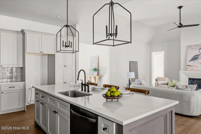 170 Sugar Sand Lane, West End, NC 27376