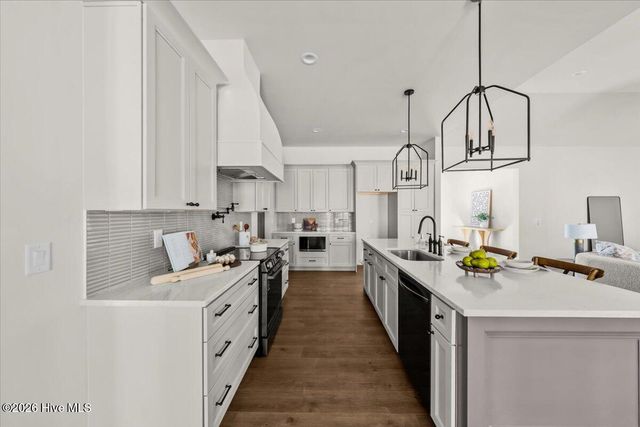 170 Sugar Sand Lane, West End, NC 27376